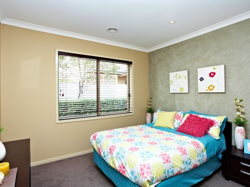 11 Botanic Drive, Pakenham VIC 3810