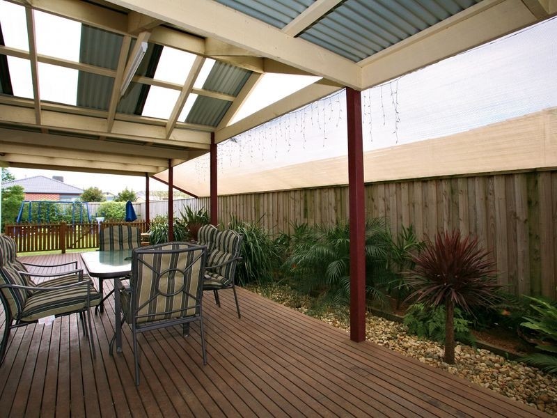 5 Settlers Court, Pakenham VIC 3810