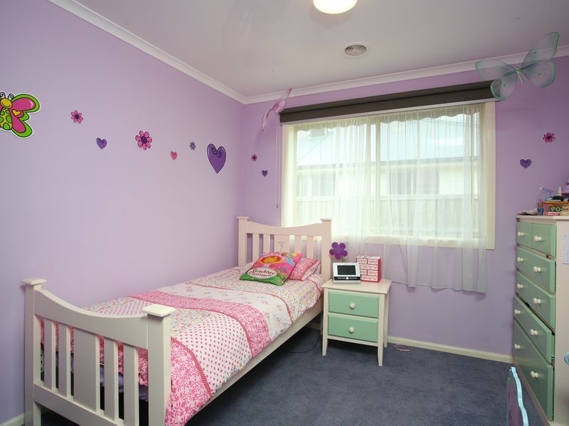 5 Settlers Court, Pakenham VIC 3810