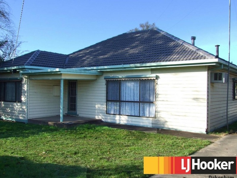 16 John Street, Pakenham VIC 3810