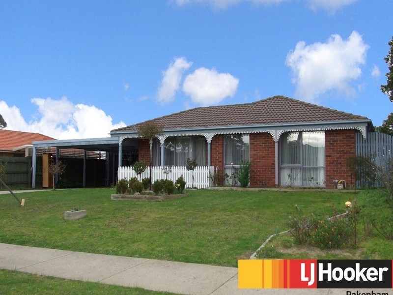 29 Cameron Way, Pakenham VIC 3810