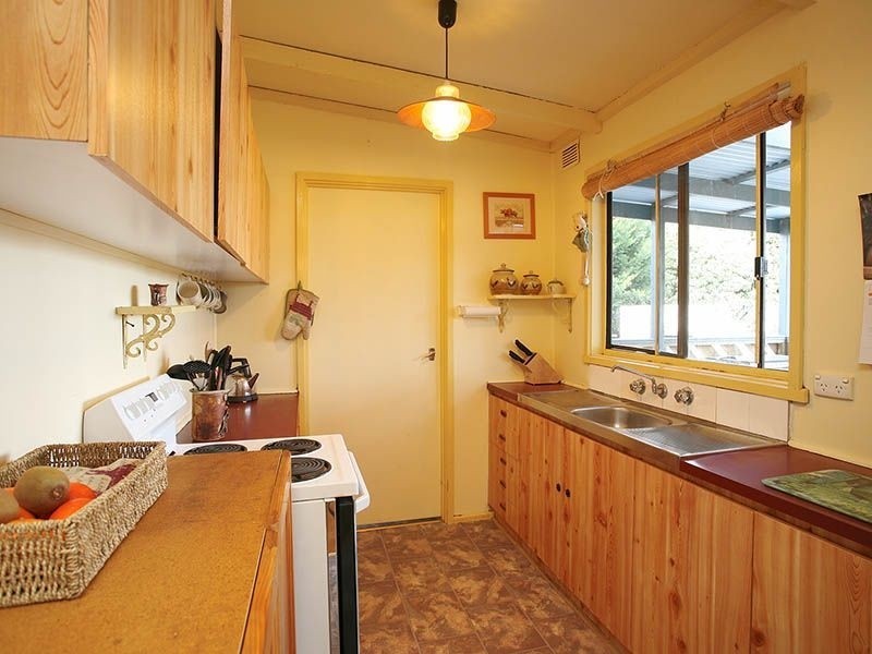 40 Pinehill Drive, Pakenham VIC 3810