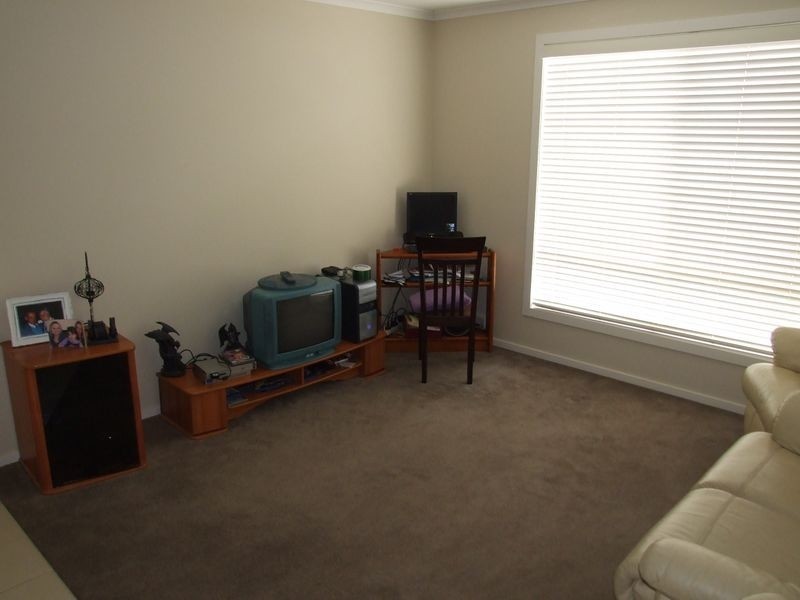 122 Windermere Boulevard, Pakenham VIC 3810