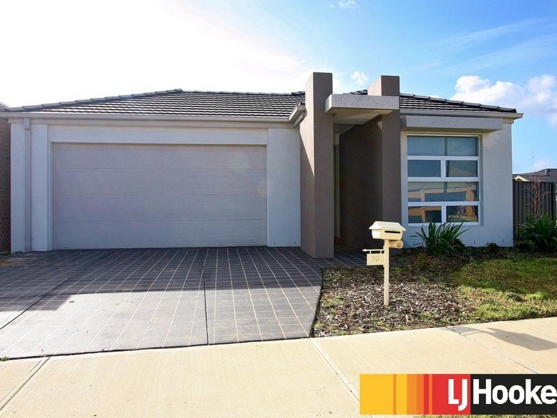 20 Orchard Valley Avenue, Pakenham VIC 3810
