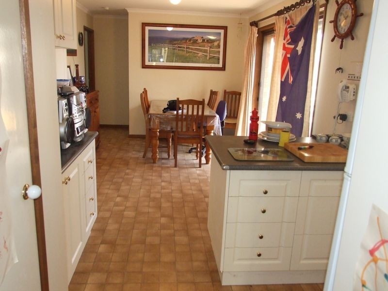 25 Eagle Drive, Pakenham VIC 3810