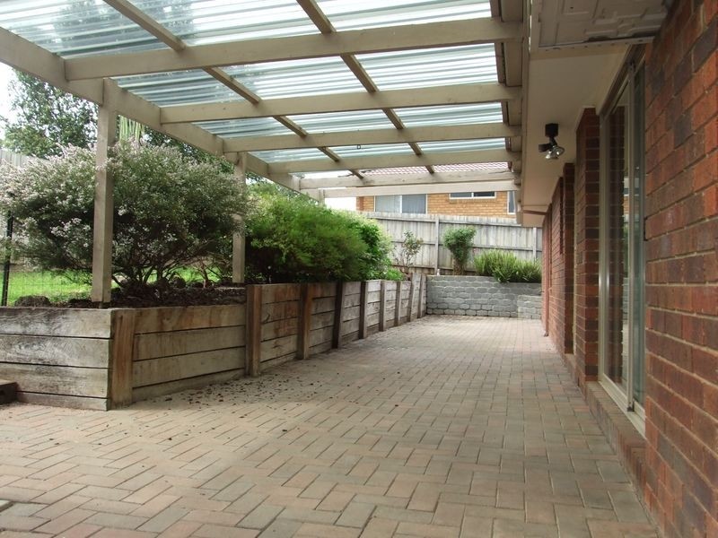 2 Nathan Court, Pakenham VIC 3810