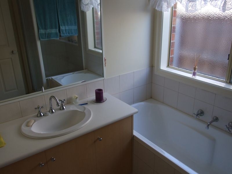 6/11 King Street, Pakenham VIC 3810