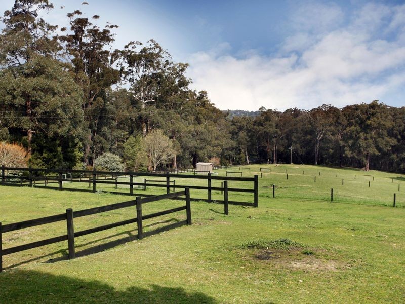 570 Gembrook Road, Pakenham Upper VIC 3810