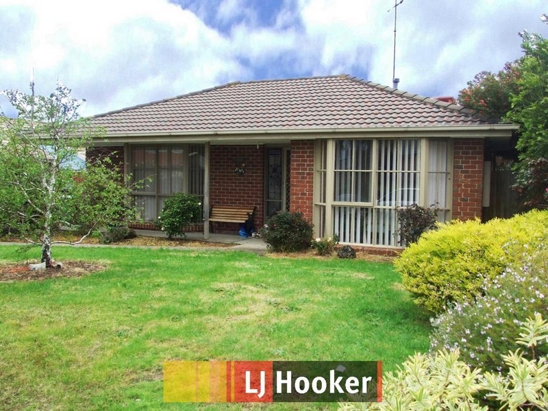 11 Nabilla Court, Pakenham VIC 3810