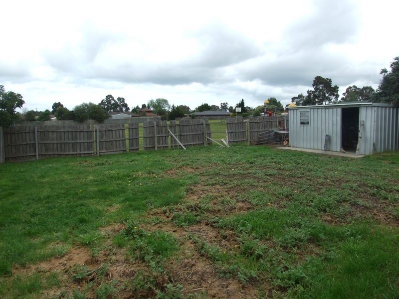 11 Nabilla Court, Pakenham VIC 3810