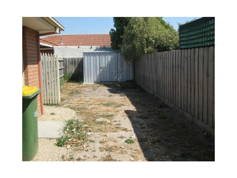 21 Pommel Street, Pakenham VIC 3810