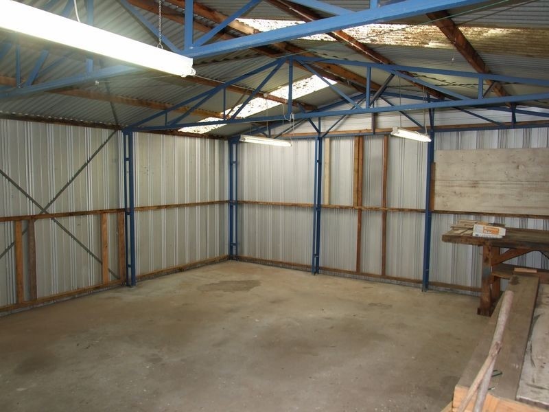 2 Osborn Grove, Pakenham VIC 3810