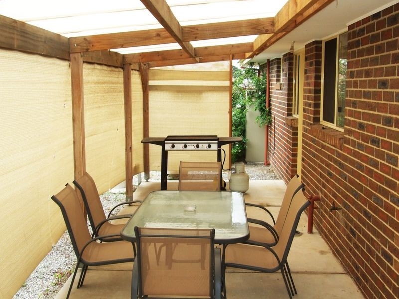 19 Dunbarton Drive, Pakenham VIC 3810