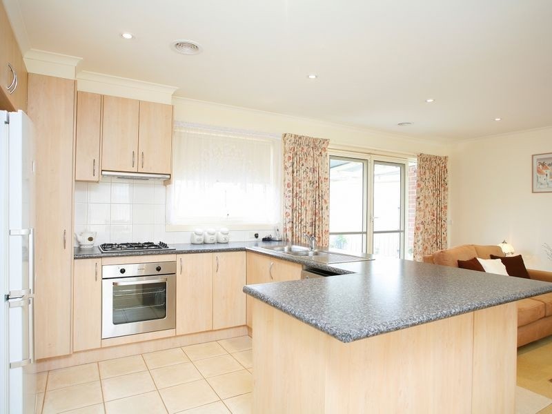 1/31 James Street, Pakenham VIC 3810