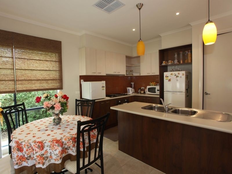 5 Reidel Avenue, Pakenham VIC 3810