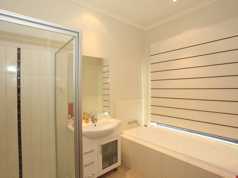 5 Reidel Avenue, Pakenham VIC 3810