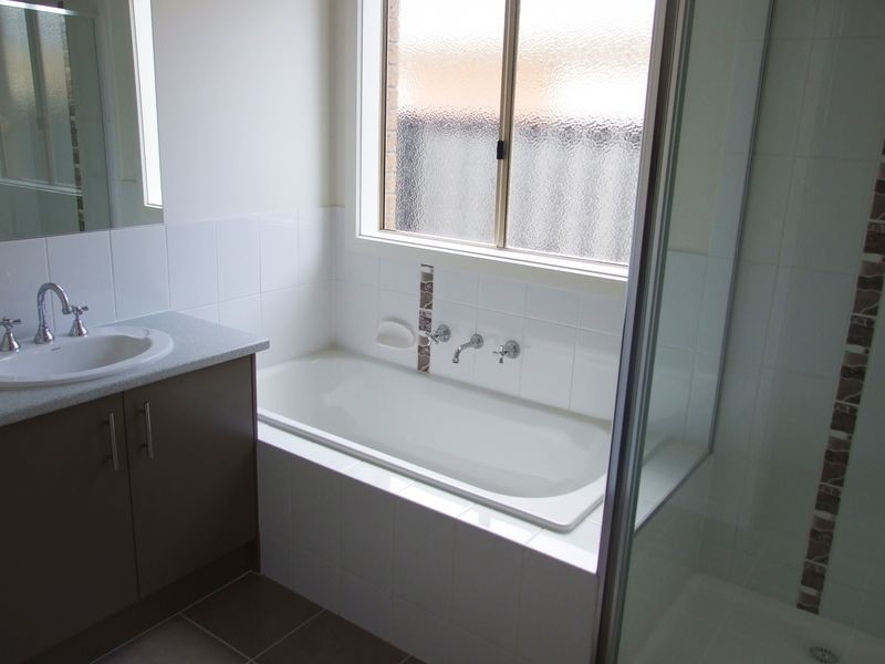 Lot 205 Windermere Boulevard, Pakenham VIC 3810