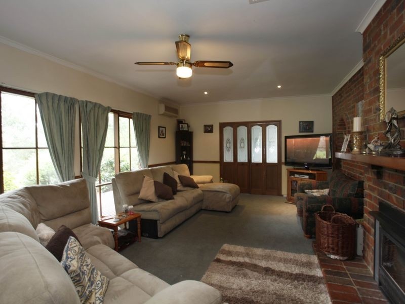 835 Gembrook Road, Pakenham Upper VIC 3810