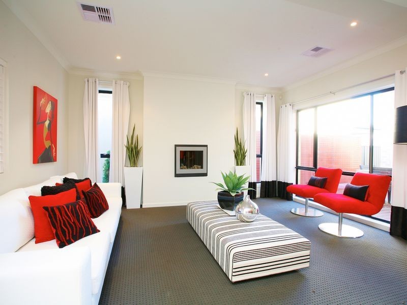 14 Botanic Drive, Pakenham VIC 3810