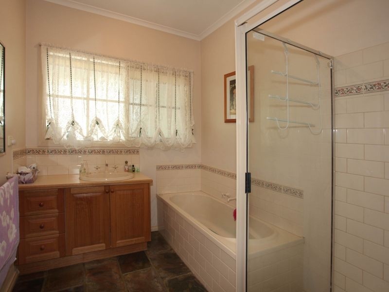 246 Gleeson Road, Tynong VIC 3813