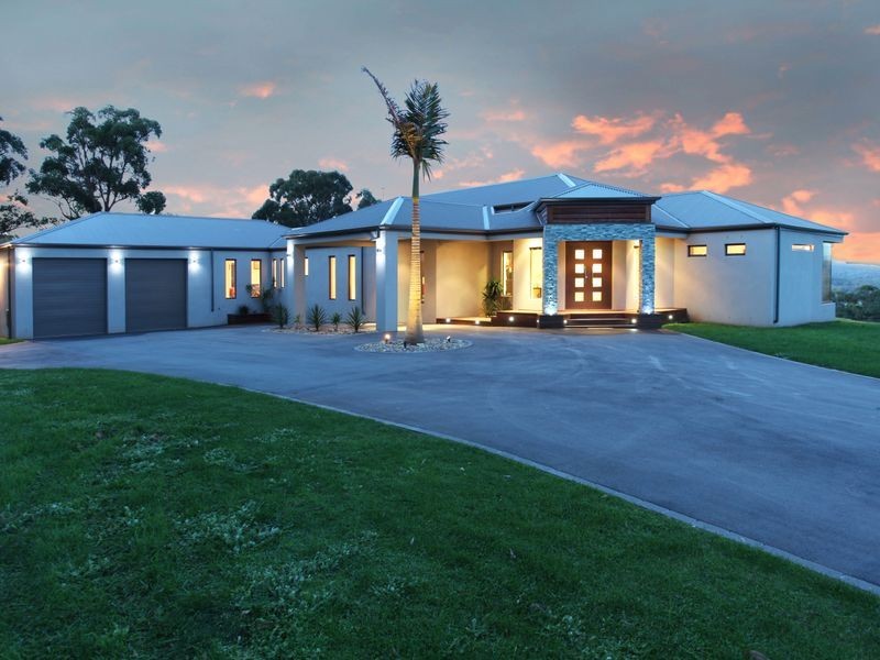 45 Bayard Drive, Pakenham Upper VIC 3810