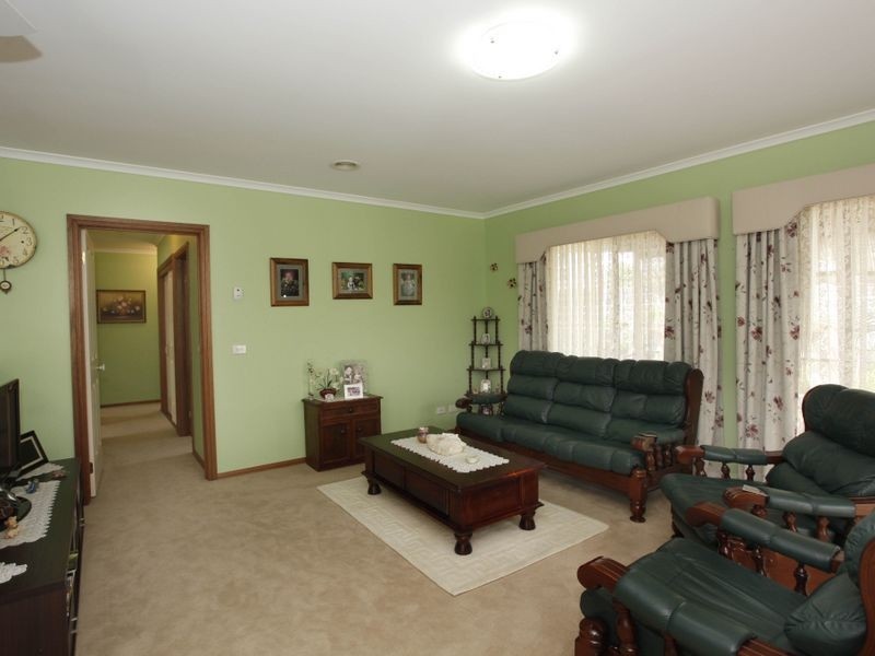 3/164-166 Princes Highway, Pakenham VIC 3810