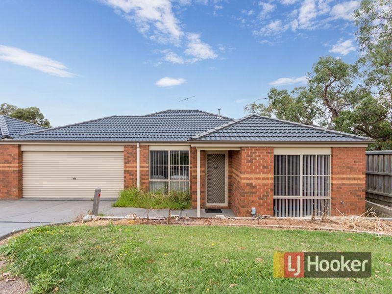 3/11 Renlik Court, Pakenham VIC 3810