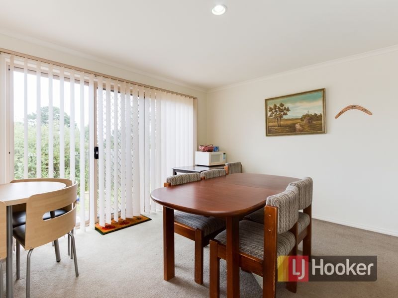 3/11 Renlik Court, Pakenham VIC 3810