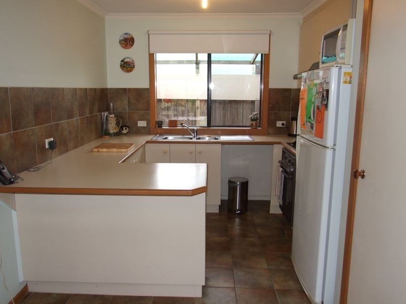 40 Barrington Drive, Pakenham VIC 3810