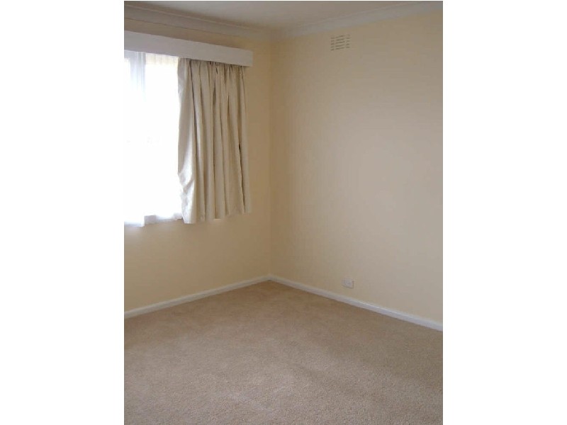 10 Savage Street, Pakenham VIC 3810