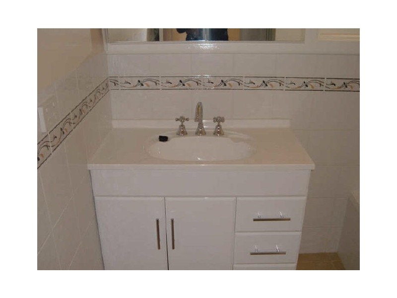 10 Savage Street, Pakenham VIC 3810