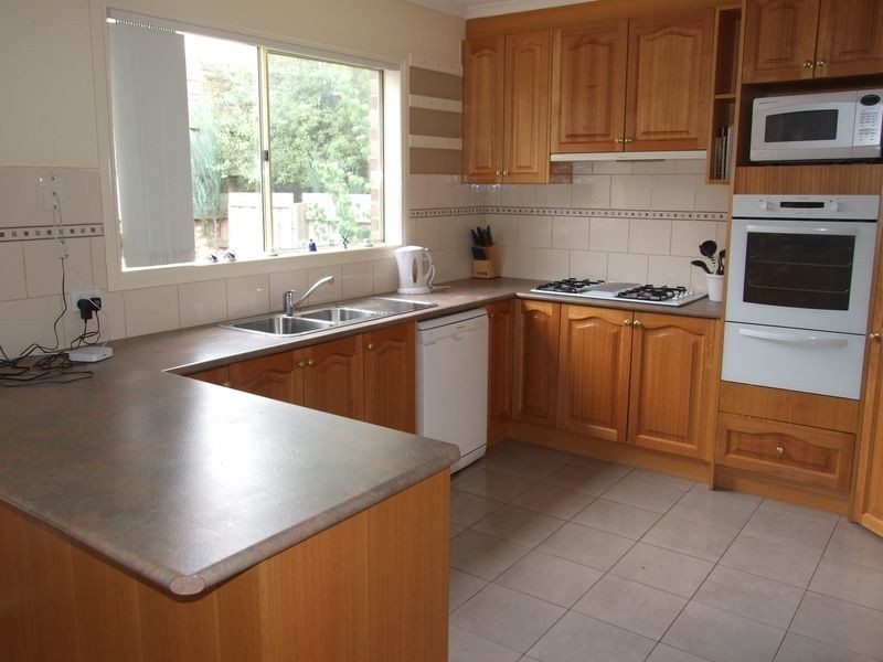 39 Ben Drive, Pakenham VIC 3810