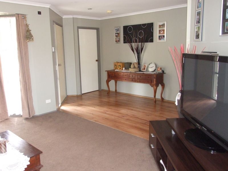 9 Pommel Street, Pakenham VIC 3810