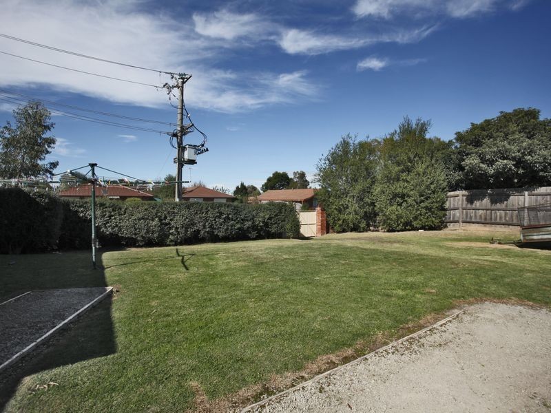 15 Barrington Drive, Pakenham VIC 3810