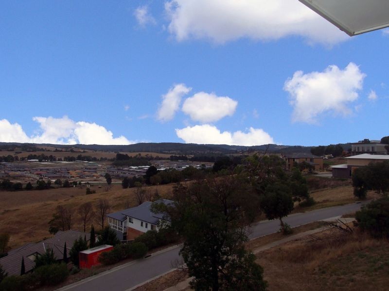 24 Highland Drive, Pakenham VIC 3810