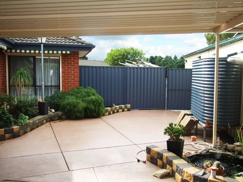 49 Barrington Drive, Pakenham VIC 3810