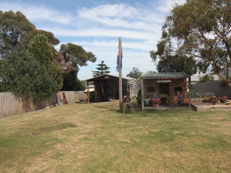 13 Jefferson Road, Garfield VIC 3814