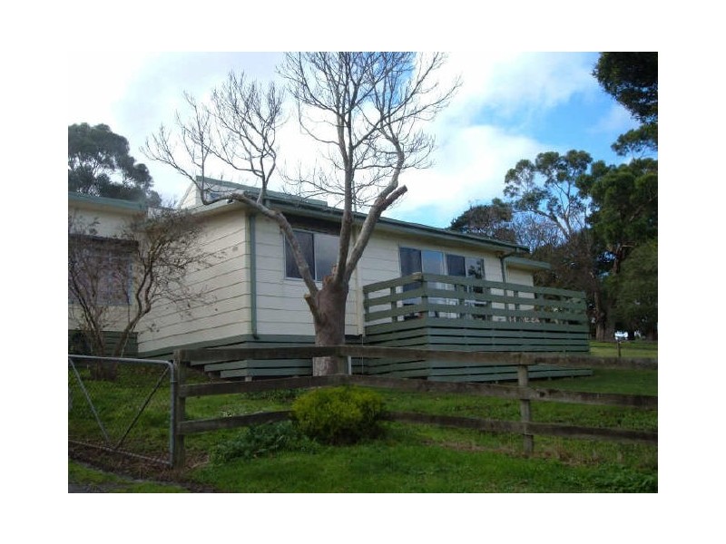 105 Army Settlement Road, Pakenham VIC 3810