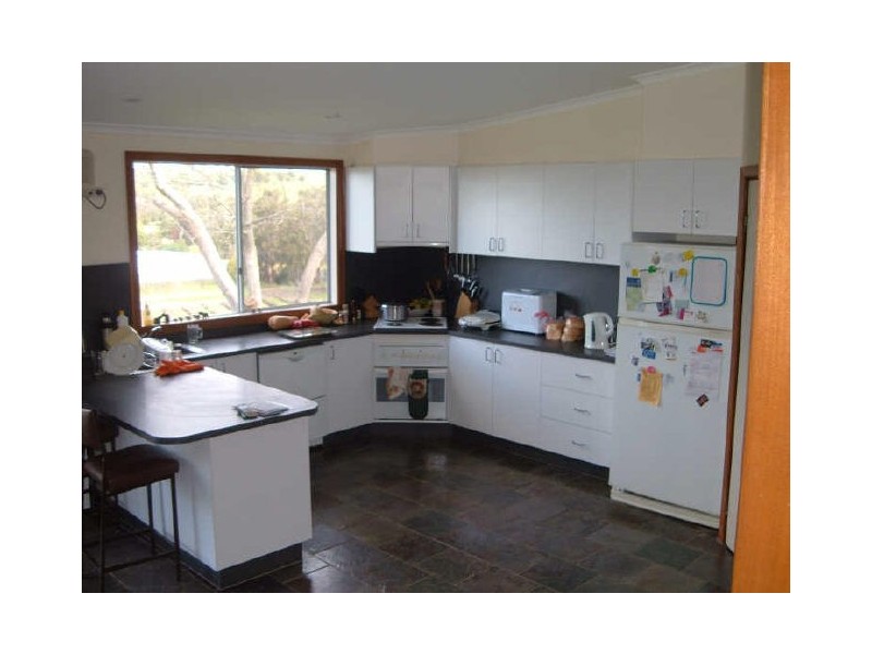 105 Army Settlement Road, Pakenham VIC 3810