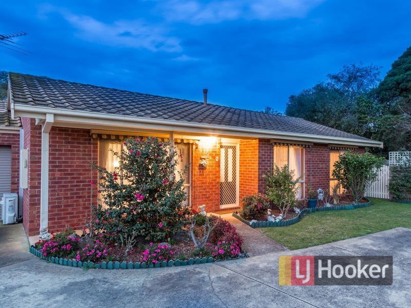 2/9 Tania Court, Pakenham VIC 3810