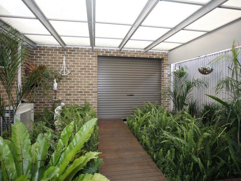 6 Michigan Grange, Pakenham VIC 3810