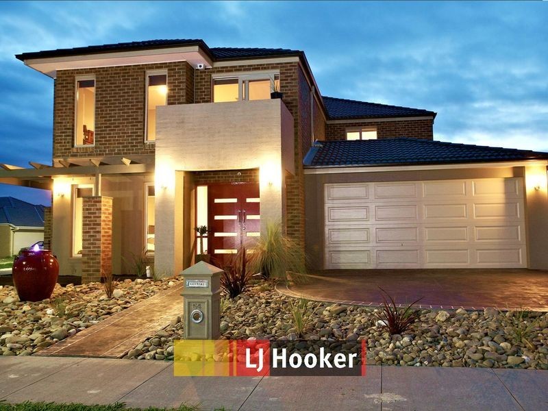54 Everly Circuit, Pakenham VIC 3810