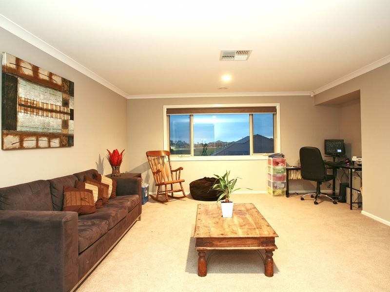 54 Everly Circuit, Pakenham VIC 3810