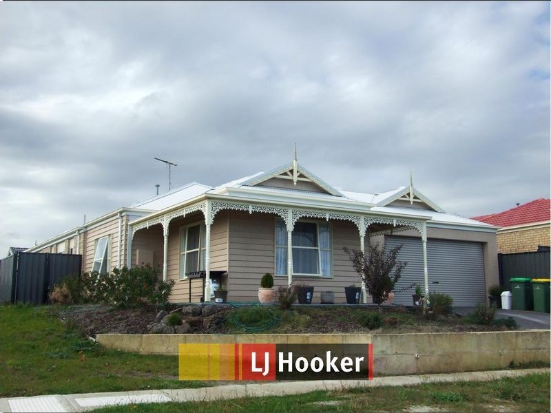7 Caspian Chase, Pakenham VIC 3810