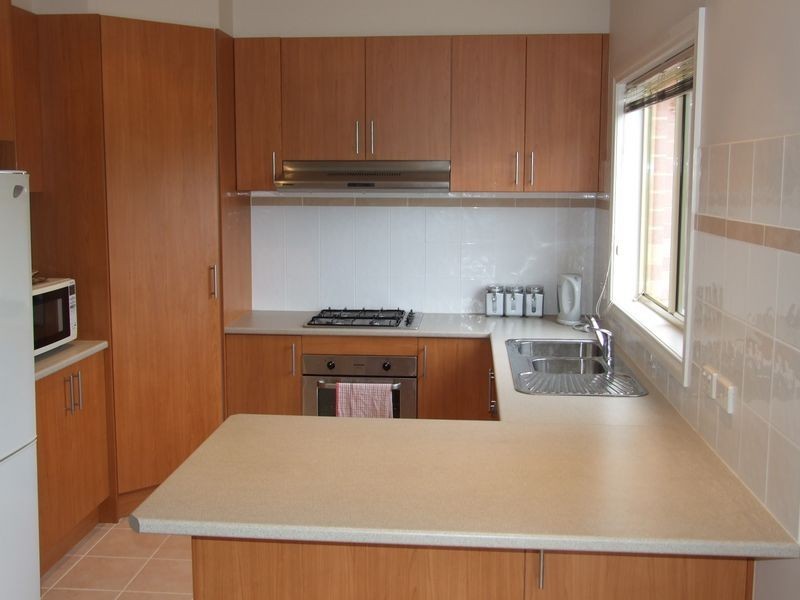 4/33 Princes Highway, Pakenham VIC 3810