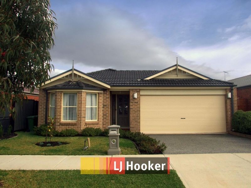 52 Lucerne Circuit, Pakenham VIC 3810