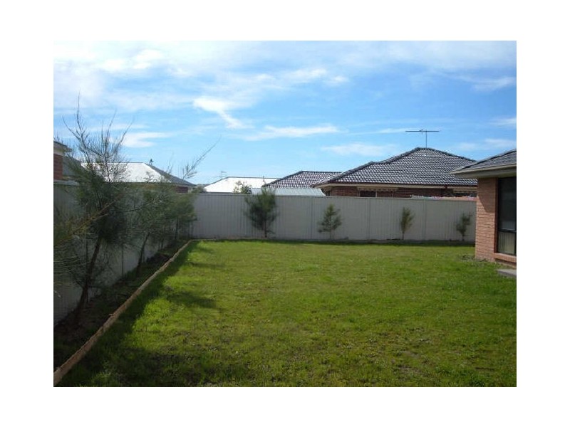 2 Ashwood Grove, Pakenham VIC 3810