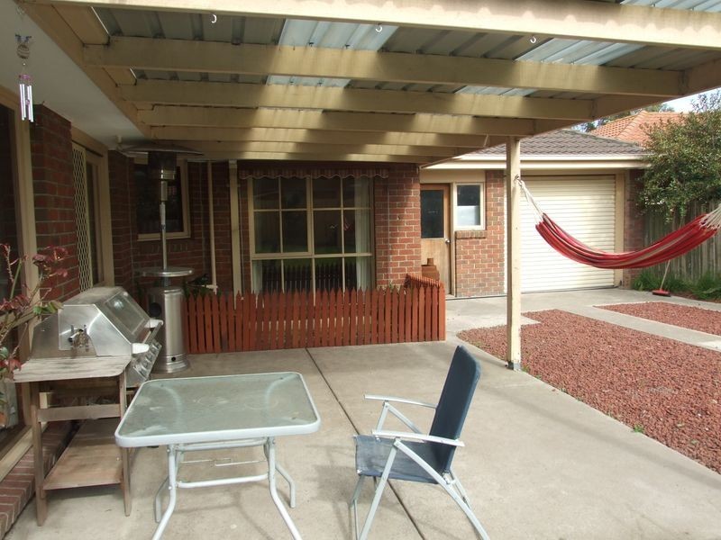 3 Jan Maree Court, Pakenham VIC 3810
