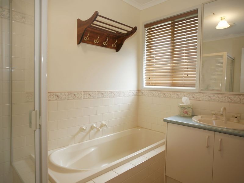 2 Gerard Court, Pakenham VIC 3810