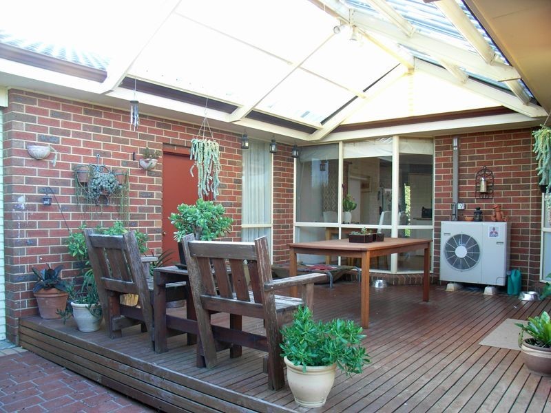 2 Gerard Court, Pakenham VIC 3810